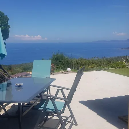 Acqua Doria Coti-Chiavari (Corsica)