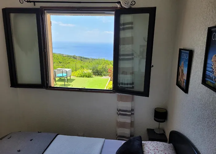 Acqua Doria Coti-Chiavari (Corsica)