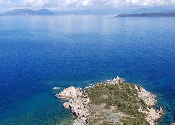 Acqua Doria * Coti-Chiavari (Corsica)